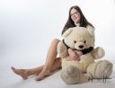 Kaia_shoot_20181108_46_web_logo.jpg